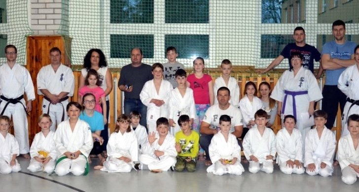 2019 Vycvič svého rodiče.jpg